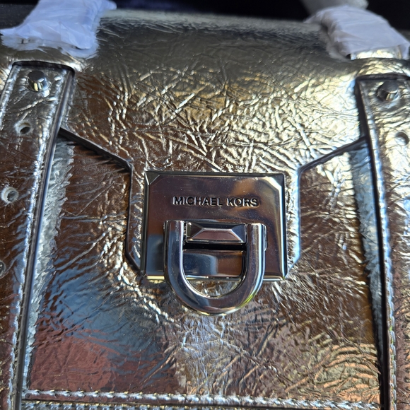 Michael Kors Manhattan Metallic Silver Satchel Small Top Handle Crossbody NWT - Picture 3 of 16